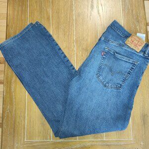Levi Strauss Men's 559 Jean Size 36" X 32"